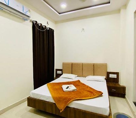 Hotel Soham Palace Ujjain Exterior foto
